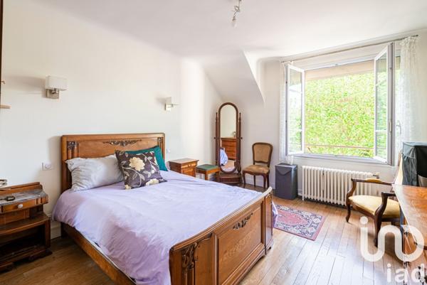 Pavillon 4 pièces de 116 m² à Noisy-le-Sec (93130)