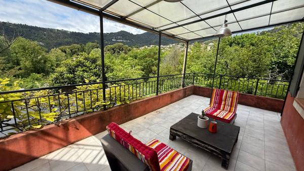 Maison Tourrette Levens 5 pièces 130 m2