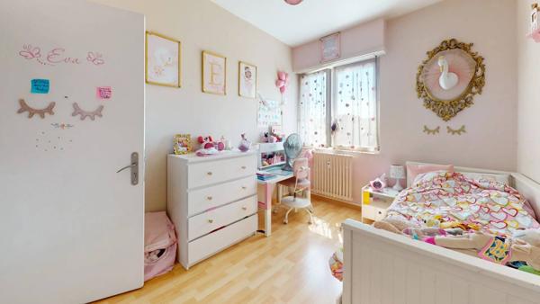 En exclusivité – Appartement 4 pièces avec garage à Neudorf