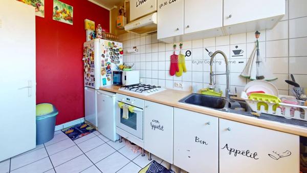 En exclusivité – Appartement 4 pièces avec garage à Neudorf