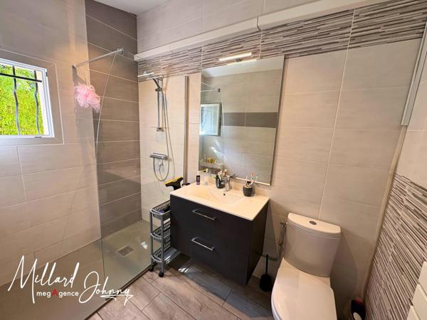 Maison à MONTCEAU-LES-MINES, 71300 - 5 pièces 120m²