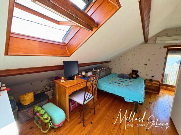 Maison à MONTCEAU-LES-MINES, 71300 - 5 pièces 120m²