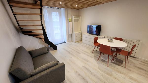 CHARMANT STUDIO DUPLEX avec Terrasse