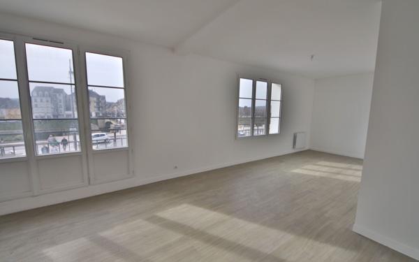 Appartement à vendre    3 pièces • 97,33 m2 Château-Thierry