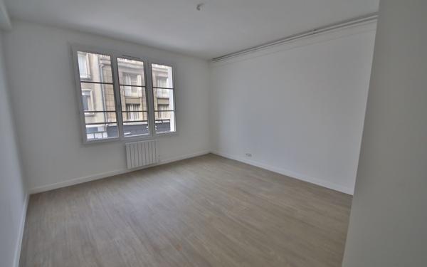 Appartement à vendre    3 pièces • 97,33 m2 Château-Thierry