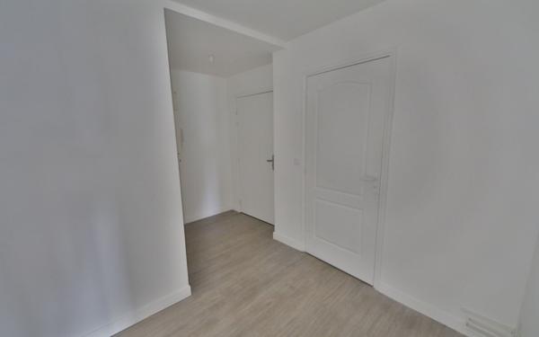 Appartement à vendre    3 pièces • 97,33 m2 Château-Thierry