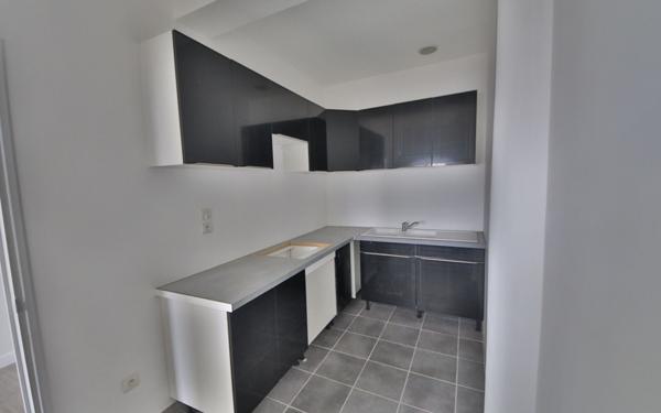 Appartement à vendre    3 pièces • 97,33 m2 Château-Thierry