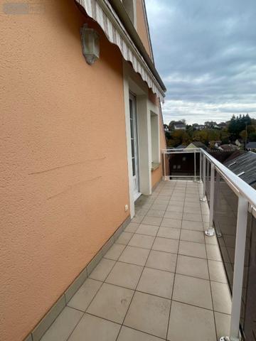 Appartement à vendre à Nogent-le-Rotrou dans l'Eure-et-Loir (28400), ref : 251031