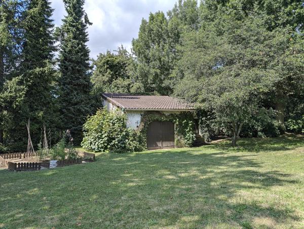 Demeure familiale nichée dans un parc sans vis-à-vis –