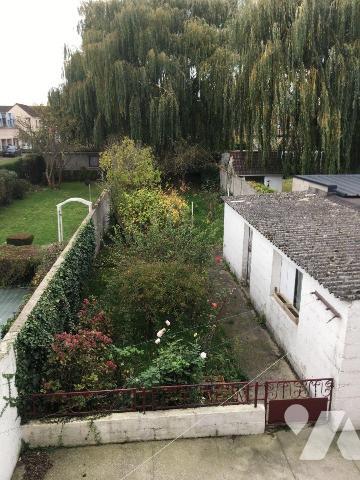 Maison à rénover sur la Commune de LOON-PLAGE, à 600 mètres du centre ville et de ses commodité...