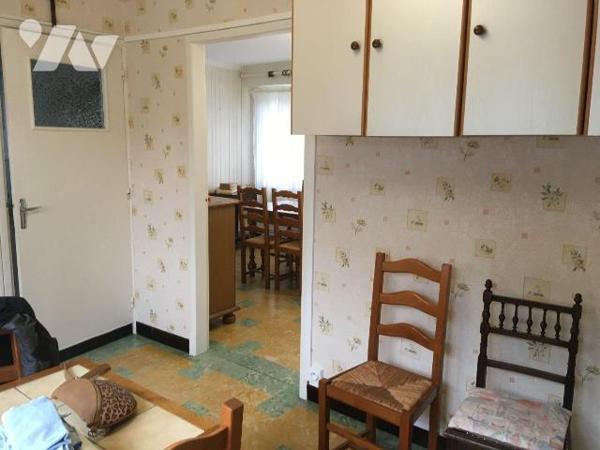 Maison à rénover sur la Commune de LOON-PLAGE, à 600 mètres du centre ville et de ses commodité...