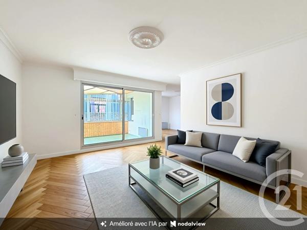 Appartement T3 à vendre  4 pièces - 95,04 m 2   CHALLANS  - 85