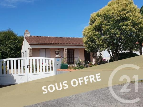 Appartement T3 à vendre  4 pièces - 95,04 m 2   CHALLANS  - 85