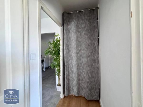 Appartement à louer 2 pièces 42.47m² Nancy (54000)