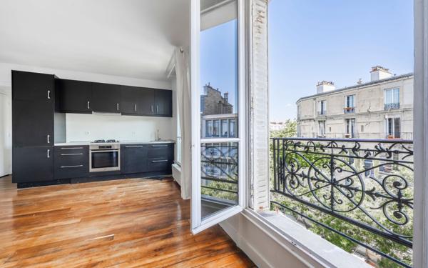 Appartement à vendre    3 pièces • 57,60 m2 Paris 12