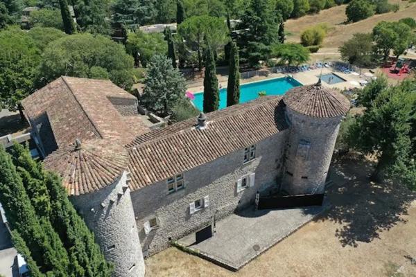 INVESTISSEMENT LOCATIF – BERRIAS ET CASTELJAU - Résidence Vacances Bleues Lou Castel***- 7,23%  de rentabilité