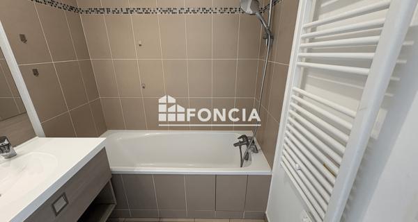 Location Appartement 3 pièces 64.97 m² - Villecresnes 94440