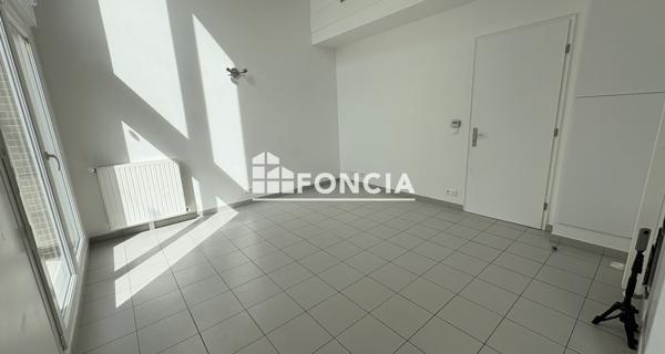Location Appartement 3 pièces 64.97 m² - Villecresnes 94440