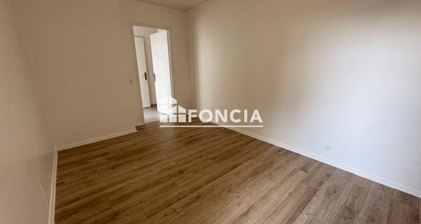 Location Appartement 3 pièces 64.97 m² - Villecresnes 94440