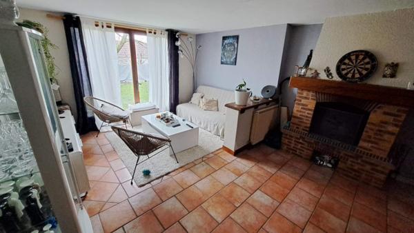 Maison mitoyenne - terrain - dépendance