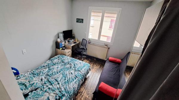 Maison mitoyenne - terrain - dépendance