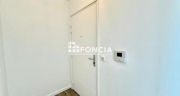 Location Appartement 4 pièces 77.98 m² - Châtenay-malabry 92290