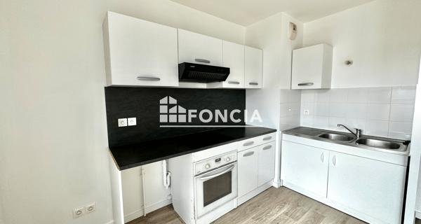 Location Appartement 4 pièces 77.98 m² - Châtenay-malabry 92290
