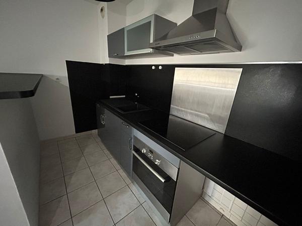 T2 Poitiers – Argent – 50.57 m2
