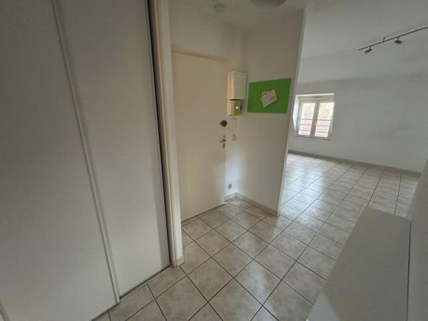 T2 Poitiers – Argent – 50.57 m2