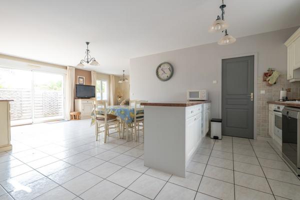 Maison 314 160 € Dolus-d'Oléron 4 p 83 m² DPE D