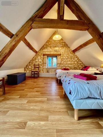 Maison de ville à vendre à Pellevoisin dans l'Indre (36180), ref : 016/451