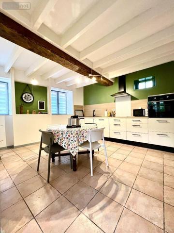 Maison de ville à vendre à Pellevoisin dans l'Indre (36180), ref : 016/451
