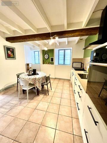 Maison de ville à vendre à Pellevoisin dans l'Indre (36180), ref : 016/451