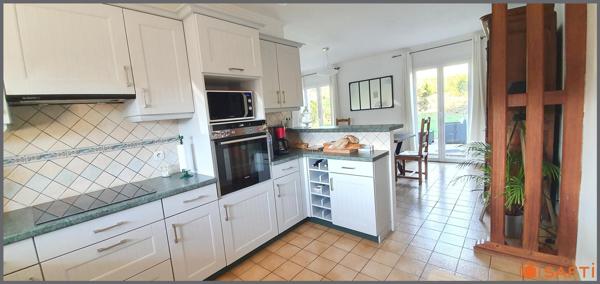 MAISON 4 CHAMBRES SANS TRAVAUX VIE DE PLAIN PIED.