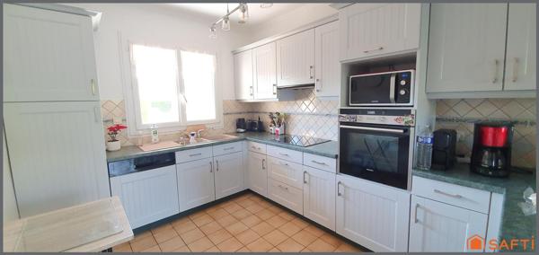 MAISON 4 CHAMBRES SANS TRAVAUX VIE DE PLAIN PIED.