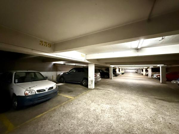 Le Blanc-Mesnil (93150) Appartement 2 Pièces avec parking, cave proche RER B, futur métro 16
