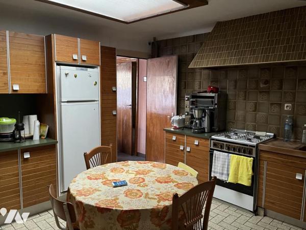 Local commercial et appartement T5 centre-ville