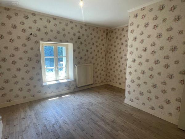 Maison à restaurer à vendre à Laurière en Haute-Vienne (87370), ref : 14761/334