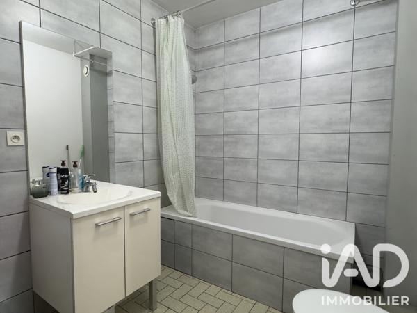 Immeuble à vendre 200 m² Ervy-le-Châtel