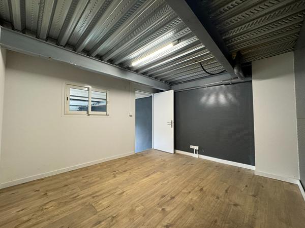 À louer - locaux d'activité de 71 m² à Borgo