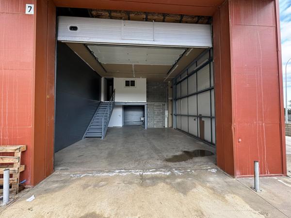 À louer - locaux d'activité de 71 m² à Borgo