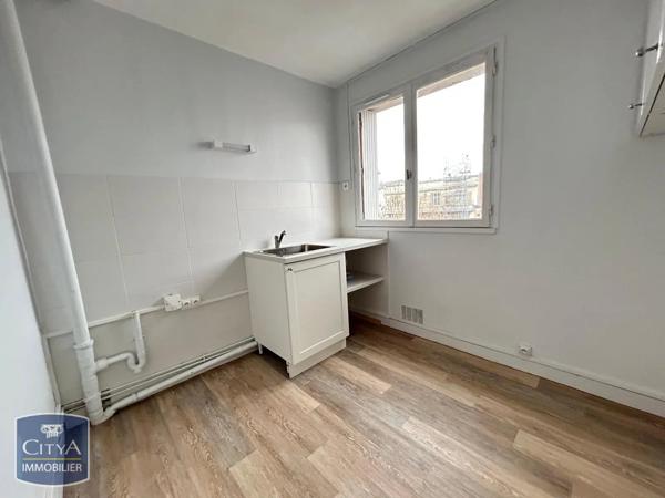 Appartement à louer 2 pièces 43.68m²