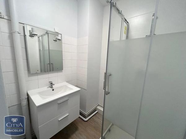 Appartement à louer 2 pièces 43.68m²