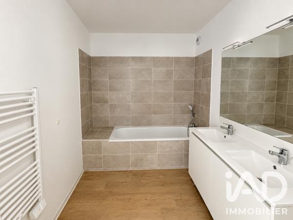 Appartement à vendre 3 pièces 60,75 m² Nîmes