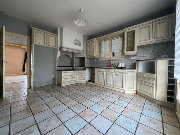 Maison 6 pièces 177.84 m2