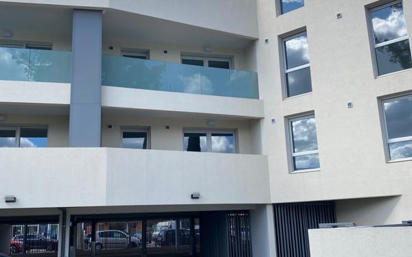 Appartement à vendre    3 pièces • 75 m2 Nîmes