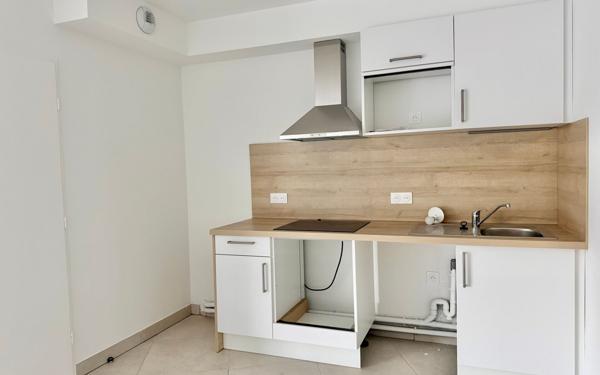 Appartement à vendre    3 pièces • 75 m2 Nîmes