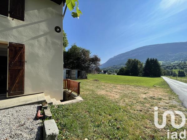 Maison de campagne 3 pièces de 82 m² à Attignat-Oncin (73610)