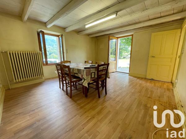 Maison de campagne 3 pièces de 82 m² à Attignat-Oncin (73610)