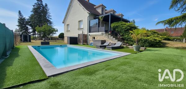 Maison à vendre 8 pièces 216 m² Saint-Pierre-les-Étieux